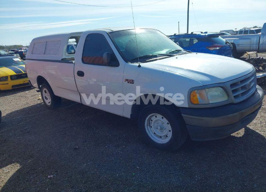 2001 Ford F-150 XL/XLT (VIN 1FTZF17231NB00536) main photo