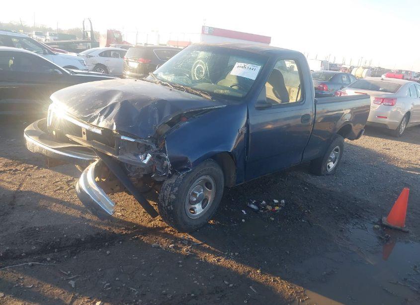 Photo 2 of 2000 Ford F-150 WORK SERIES/XL/XLT (VIN 1FTZF1723YNA99558)