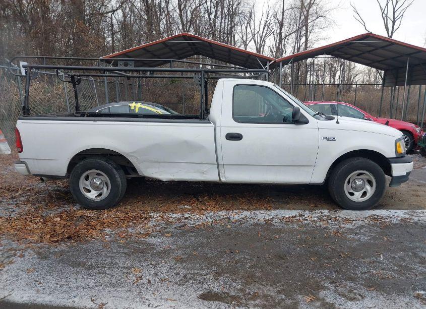 Photo 13 of 2000 Ford F-150 WORK SERIES/XL/XLT (VIN 1FTZF1723YNB09652)