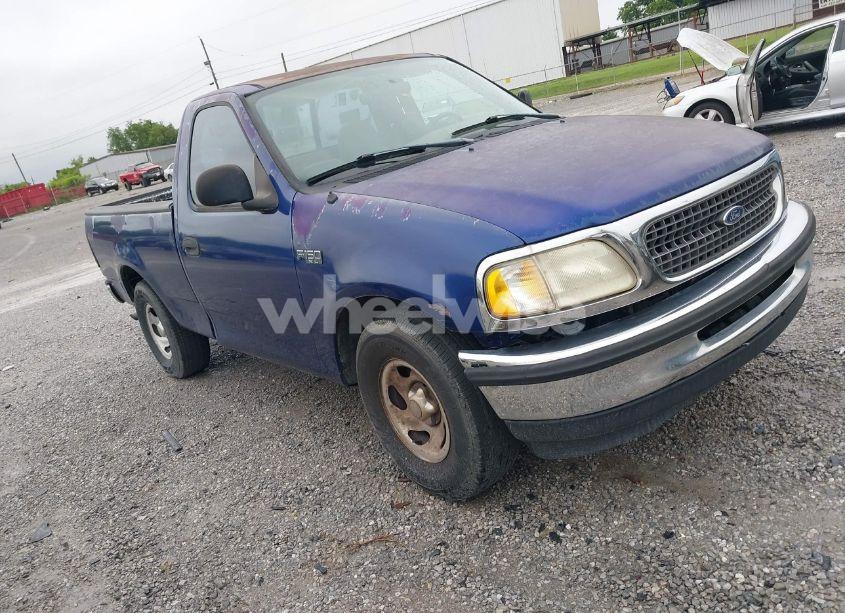 1998 Ford F-150 STANDARD/XL/XLT (VIN 1FTZF1724WNB82333) main photo