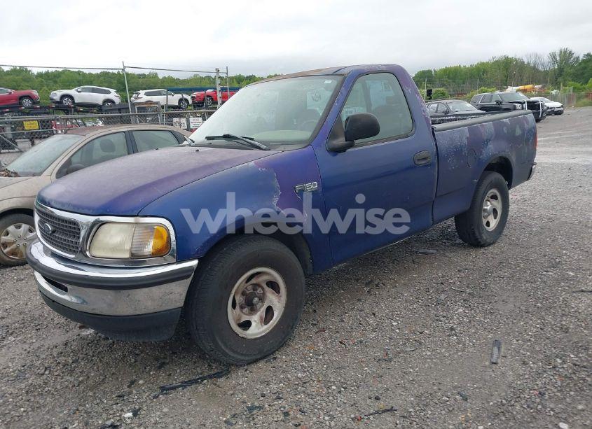Photo 2 of 1998 Ford F-150 STANDARD/XL/XLT (VIN 1FTZF1724WNB82333)