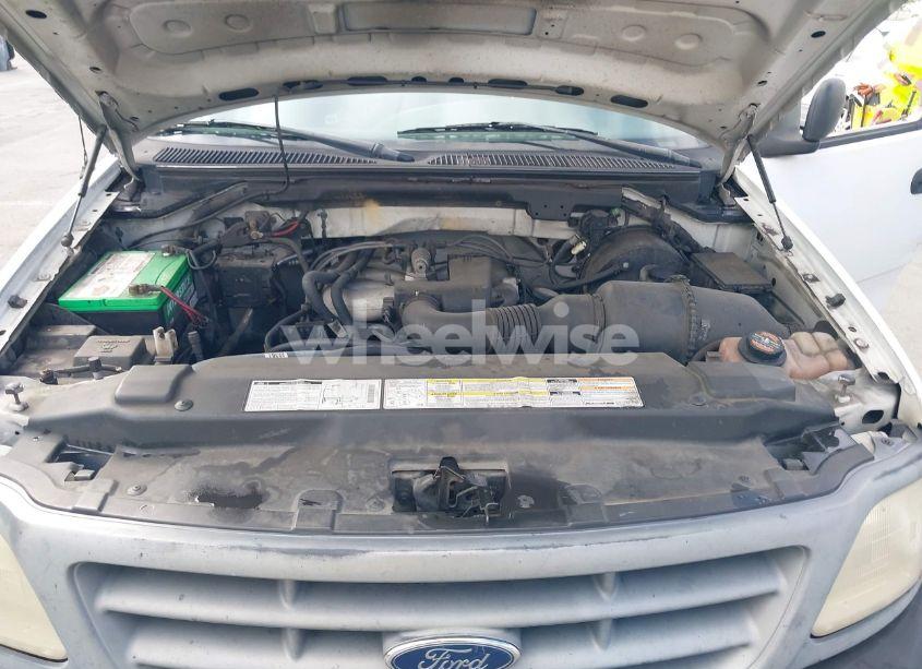 Photo 10 of 2000 Ford F-150 WORK SERIES/XL/XLT (VIN 1FTZF1724YNB21874)