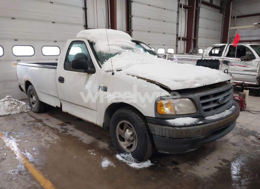 2001 Ford F-150 XL/XLT (VIN 1FTZF17261NB55191) main photo