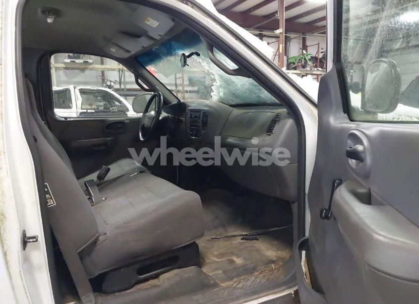 Photo 5 of 2001 Ford F-150 XL/XLT (VIN 1FTZF17261NB55191)