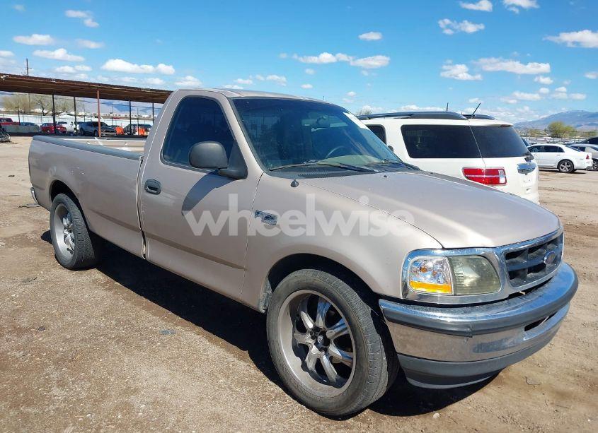 1998 Ford F-150 STANDARD/XL/XLT (VIN 1FTZF1726WKB44118) main photo