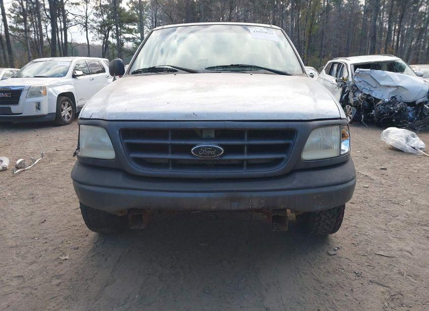 Photo 12 of 2001 Ford F-150 XL/XLT (VIN 1FTZF17271NA46710)