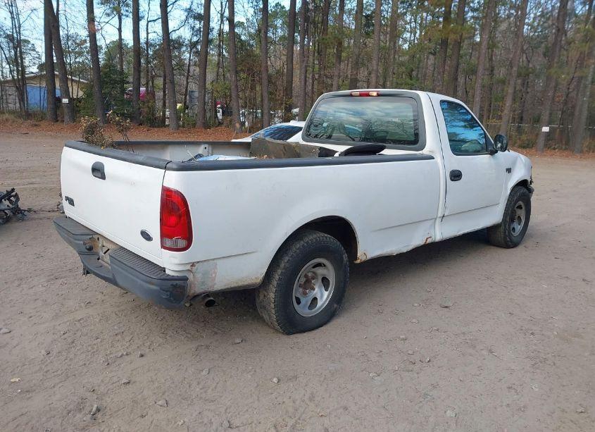 Photo 4 of 2001 Ford F-150 XL/XLT (VIN 1FTZF17271NA46710)