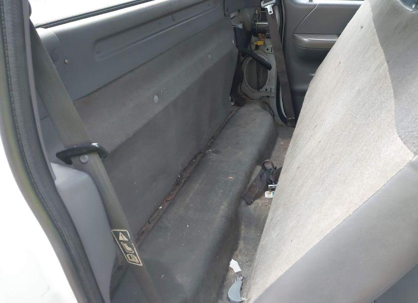 Photo 8 of 2001 Ford F-150 XL/XLT (VIN 1FTZF17271NA46710)