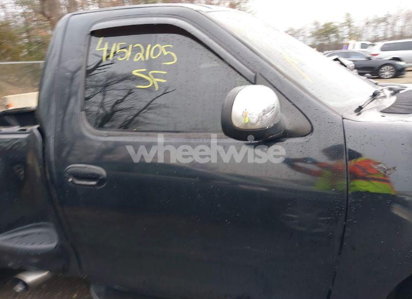 Photo 13 of 1998 Ford F-150 STANDARD/XL/XLT (VIN 1FTZF1727WNC34697)