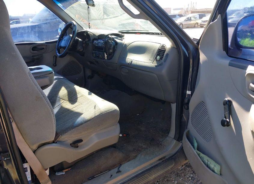 Photo 5 of 1999 Ford F-150 WORK SERIES/XL/XLT (VIN 1FTZF1728XNA02868)