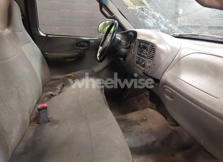 Photo 5 of 2000 Ford F-150 WORK SERIES/XL/XLT (VIN 1FTZF1729YNC11943)