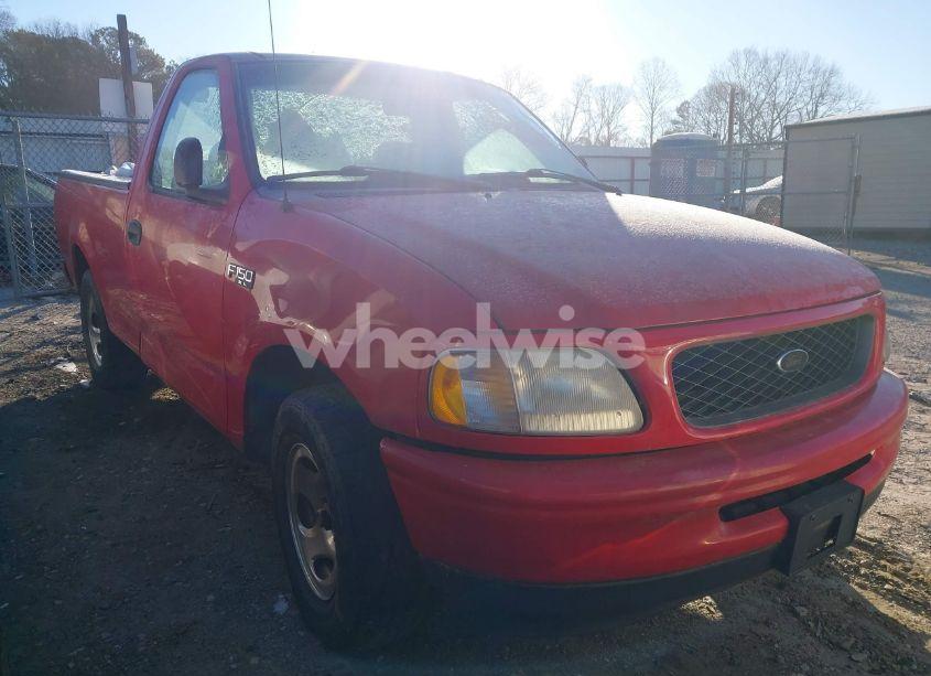 1998 Ford F150 (VIN 1FTZF172XWNB90369) main photo