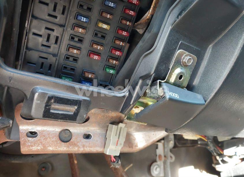 Photo 12 of 1998 Ford F150 (VIN 1FTZF172XWNB90369)