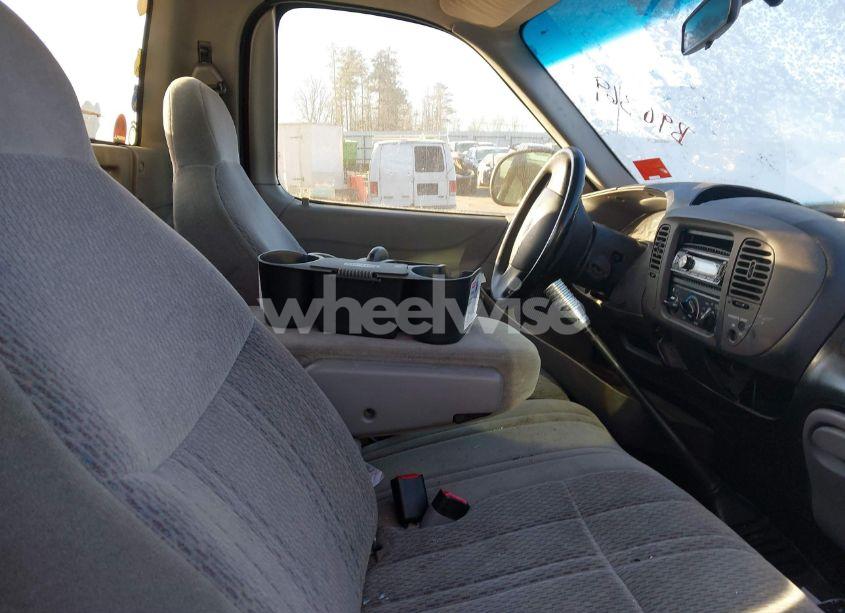 Photo 5 of 1998 Ford F150 (VIN 1FTZF172XWNB90369)