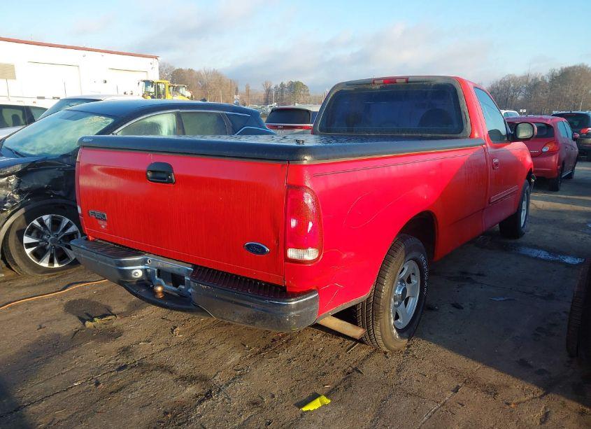 Photo 4 of 2000 Ford F-150 WORK SERIES/XL/XLT (VIN 1FTZF172XYNB44835)