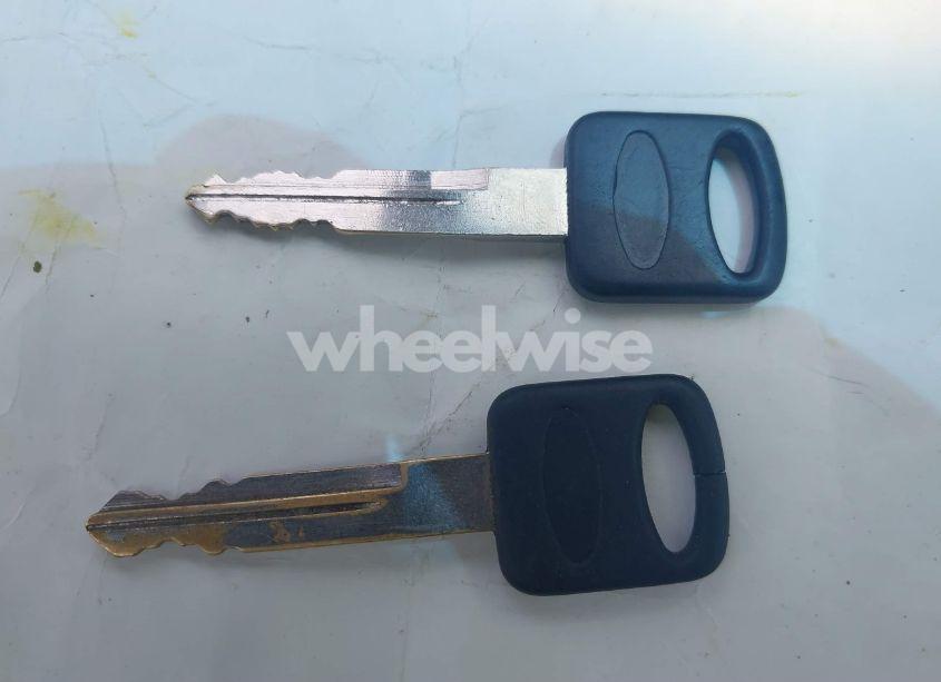 Photo 11 of 1998 Ford F-150 LARIAT/STANDARD/XL/XLT (VIN 1FTZF1761WNB83975)