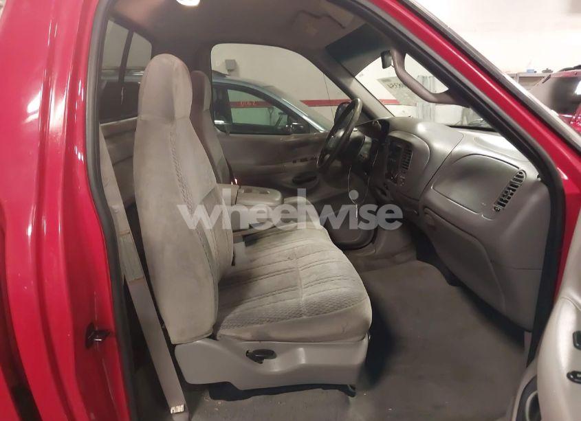 Photo 5 of 1998 Ford F-150 LARIAT/STANDARD/XL/XLT (VIN 1FTZF1767WKB82038)