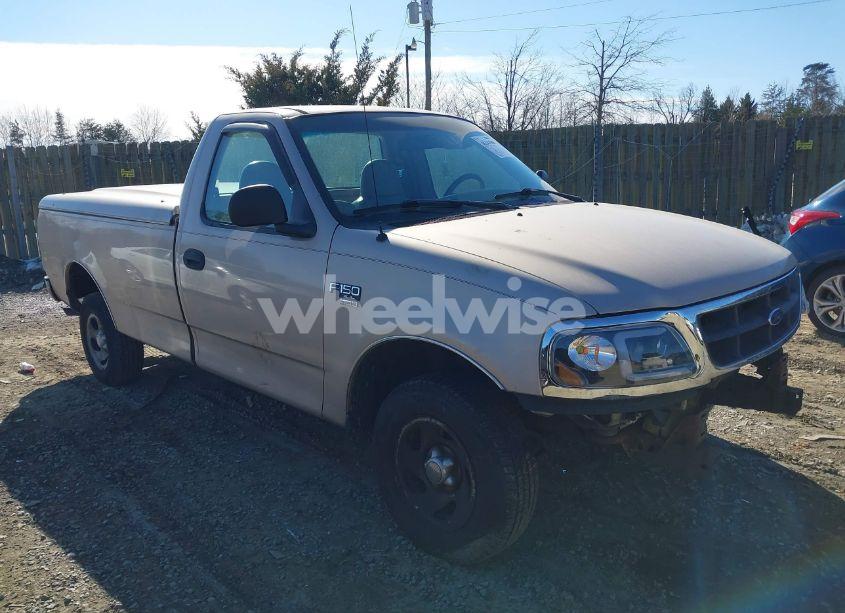 1998 Ford F-150 LARIAT/STANDARD/XL/XLT (VIN 1FTZF176XWNB12340) main photo
