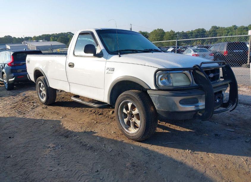 1998 Ford F-150 STANDARD/XL/XLT (VIN 1FTZF1823WNA73621) main photo