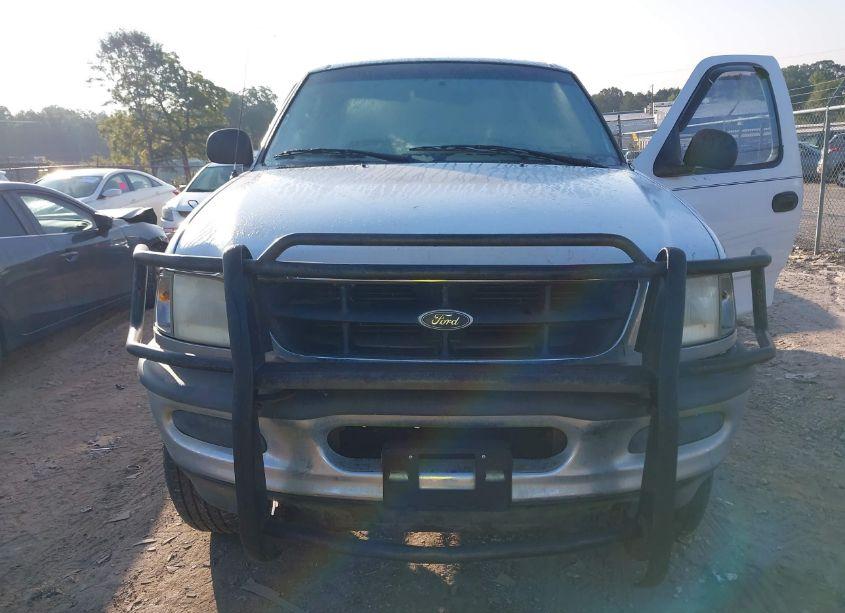 Photo 6 of 1998 Ford F-150 STANDARD/XL/XLT (VIN 1FTZF1823WNA73621)