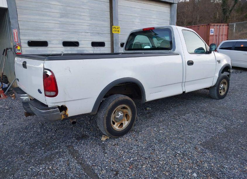 Photo 4 of 1998 Ford F-150 LARIAT/STANDARD/XL/XLT (VIN 1FTZF18W9WNA84464)
