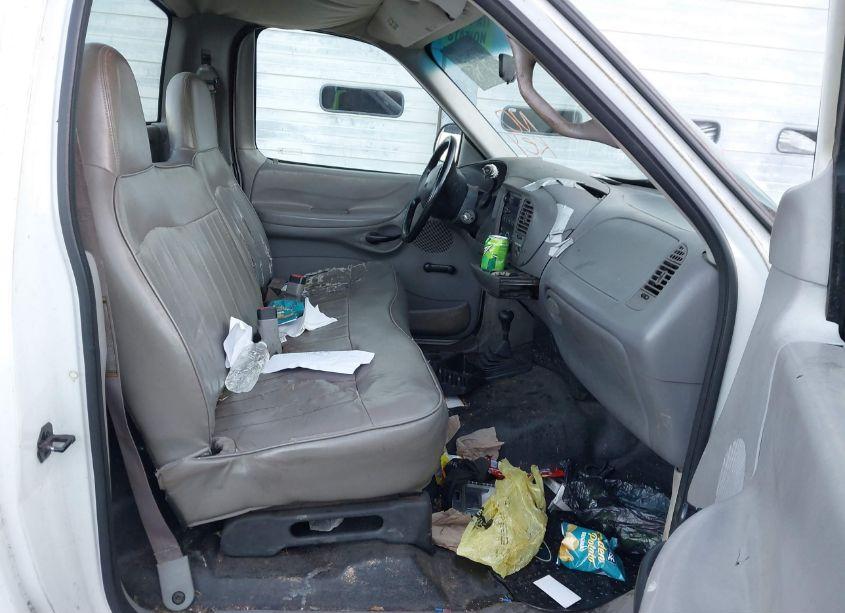 Photo 5 of 1998 Ford F-150 LARIAT/STANDARD/XL/XLT (VIN 1FTZF18W9WNA84464)