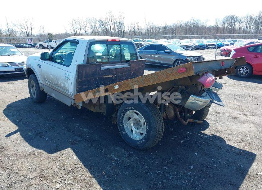 Photo 3 of 1998 Ford F-150 LARIAT/STANDARD/XL/XLT (VIN 1FTZF18WXWNA94968)