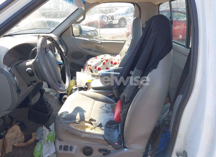 Photo 8 of 1998 Ford F-150 LARIAT/STANDARD/XL/XLT (VIN 1FTZF18WXWNA94968)