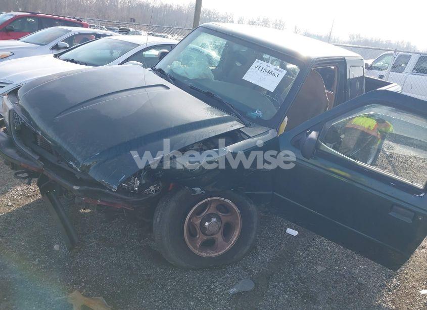 Photo 2 of 2002 Ford Ranger XLT (VIN 1FTZR15E12PA90180)