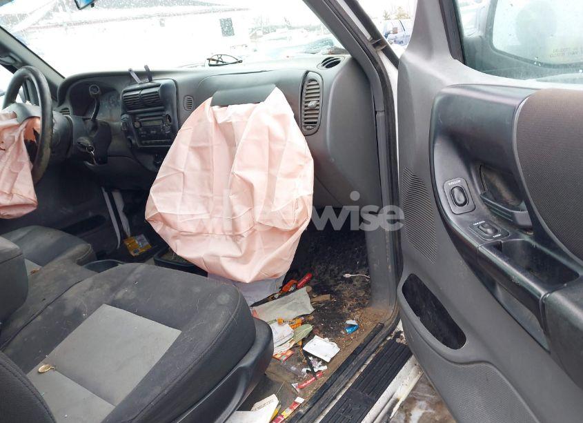 Photo 5 of 2004 Ford Ranger XLT (VIN 1FTZR15E64PB21832)