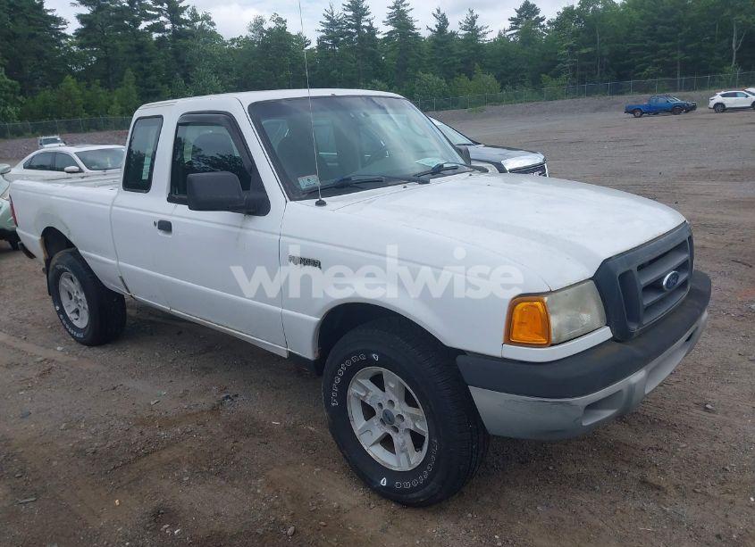 2004 Ford Ranger XLT (VIN 1FTZR15E74TA18104) main photo