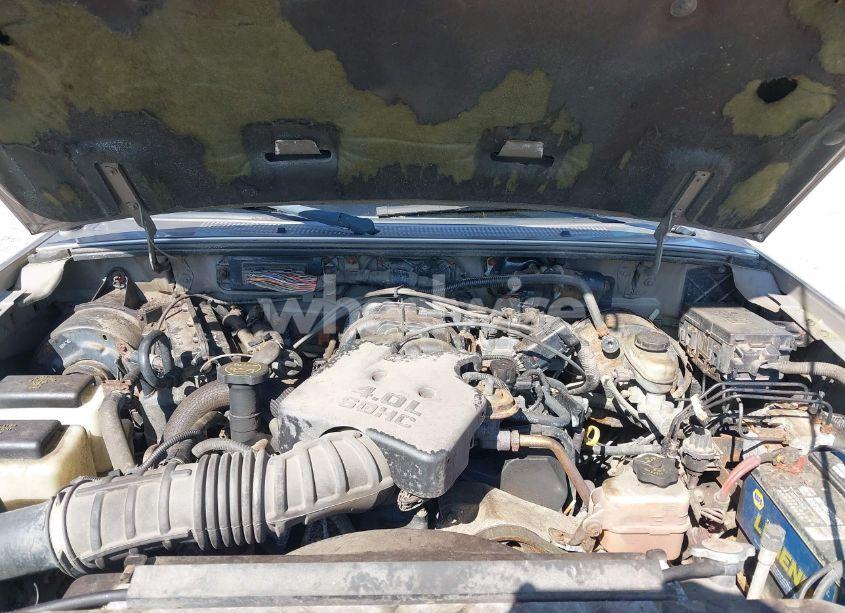 Photo 10 of 2004 Ford Ranger XLT (VIN 1FTZR15E84TA11419)