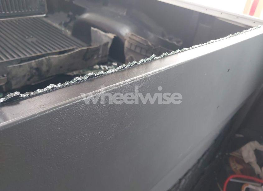 Photo 8 of 2005 Ford Ranger EDGE/XL/XLT (VIN 1FTZR15E85PA55477)