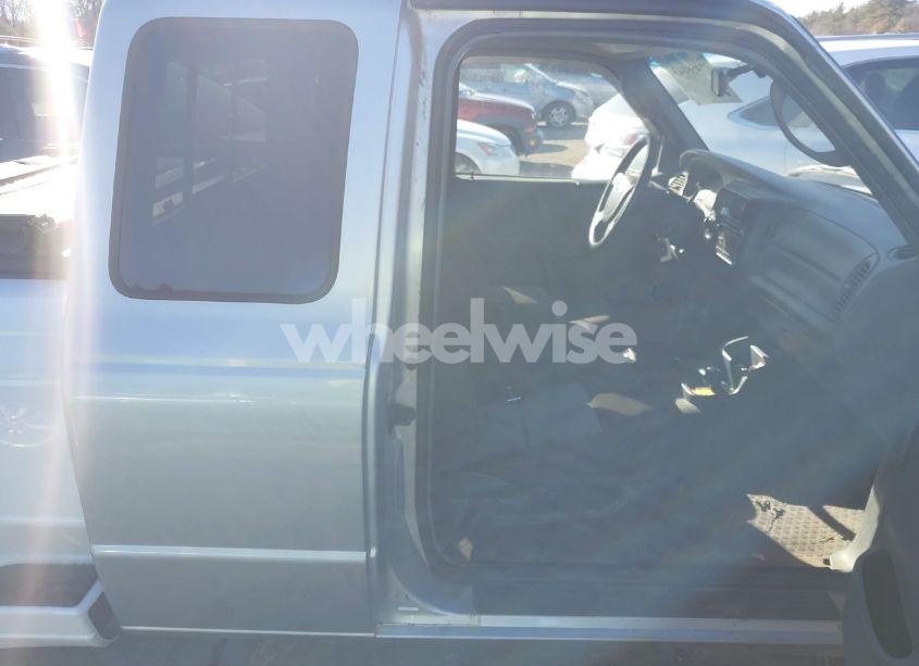 Photo 8 of 2004 Ford Ranger XLT (VIN 1FTZR15E94PB14499)