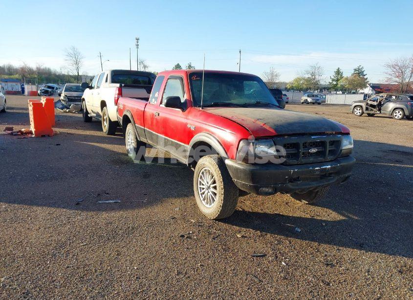 2000 Ford Ranger XL/XLT (VIN 1FTZR15V0YPA40752) main photo
