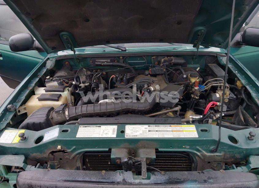 Photo 10 of 2000 Ford Ranger XL/XLT (VIN 1FTZR15V0YPC20295)
