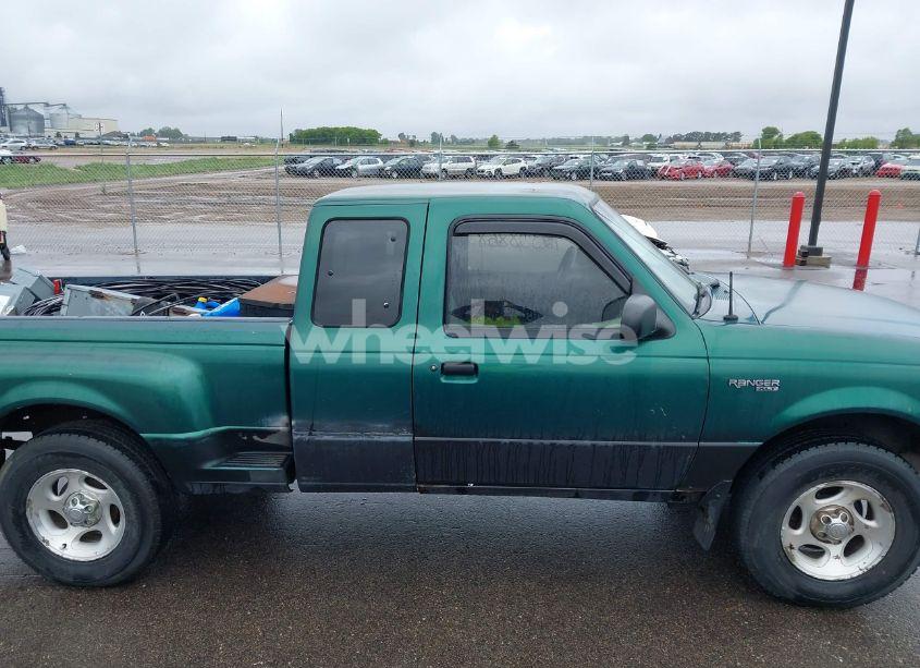 Photo 13 of 2000 Ford Ranger XL/XLT (VIN 1FTZR15V0YPC20295)