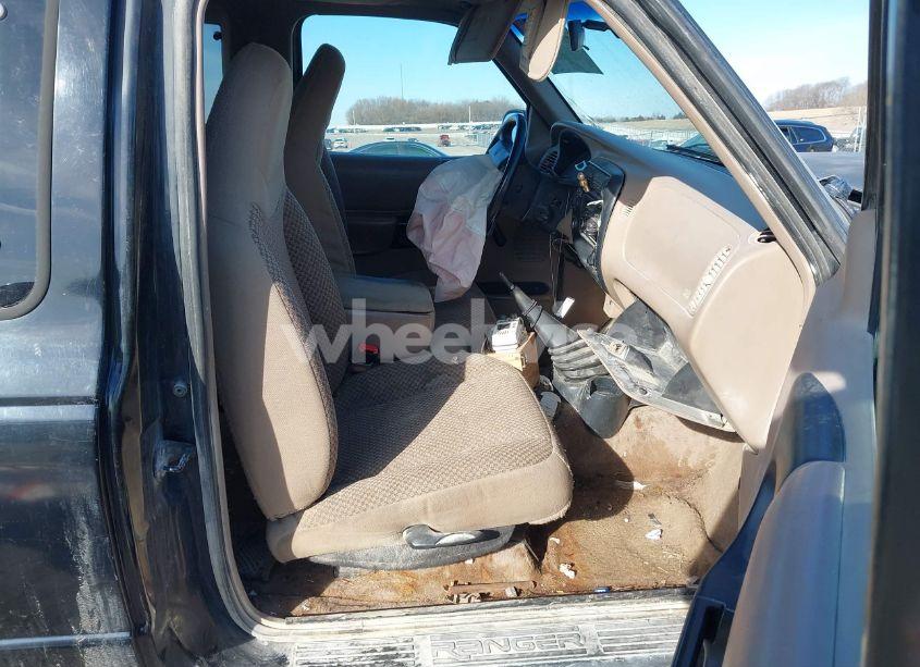 Photo 5 of 1999 Ford Ranger XL/XLT (VIN 1FTZR15V1XPA38040)