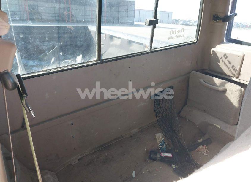 Photo 8 of 1999 Ford Ranger XL/XLT (VIN 1FTZR15V1XPA38040)