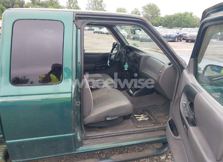 Photo 5 of 2000 Ford Ranger XL/XLT (VIN 1FTZR15V5YTA62785)