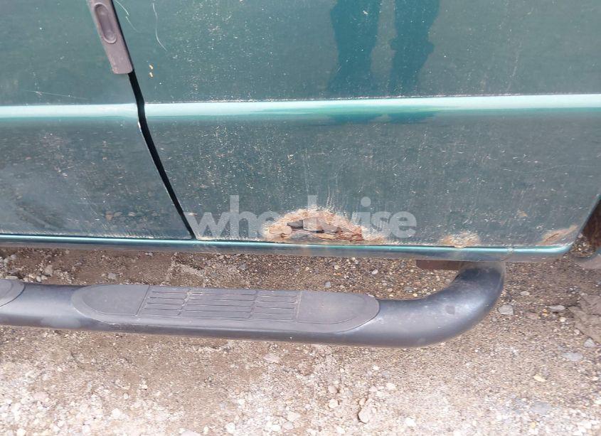 Photo 6 of 2000 Ford Ranger XL/XLT (VIN 1FTZR15V5YTA62785)