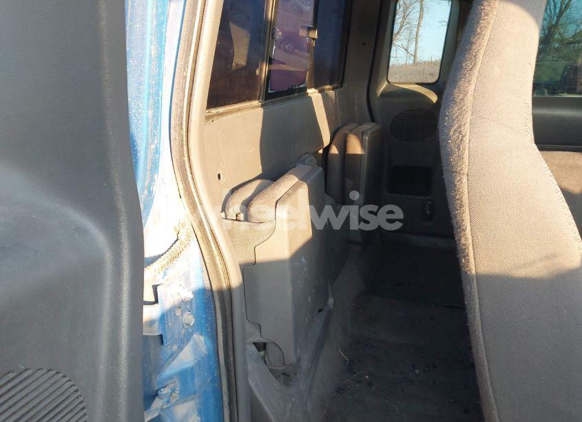 Photo 8 of 1999 Ford Ranger XL/XLT (VIN 1FTZR15V7XPB38465)