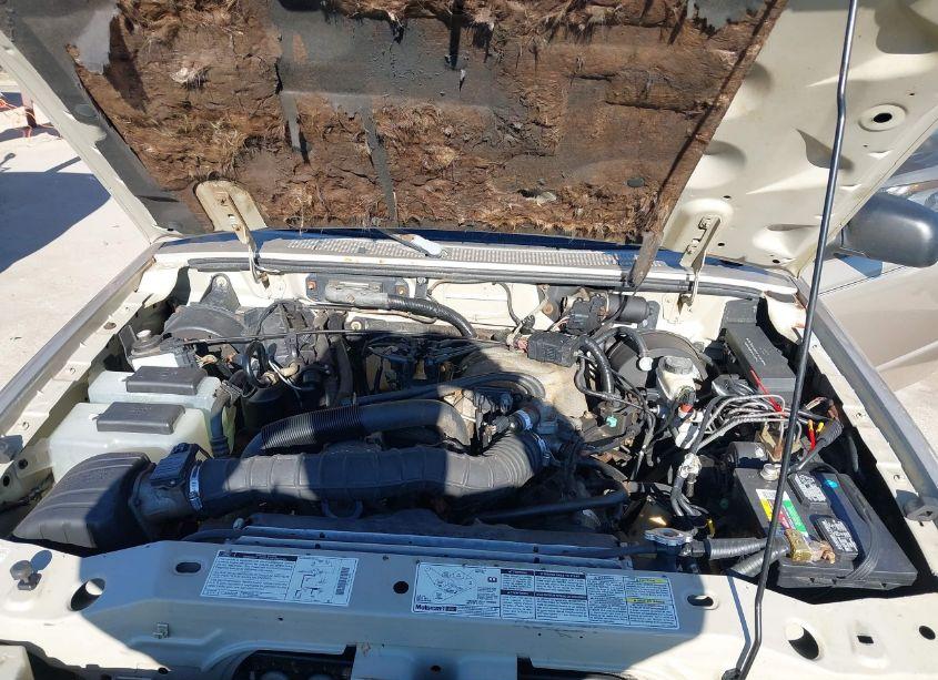 Photo 10 of 2000 Ford Ranger XL/XLT (VIN 1FTZR15V7YPA33619)