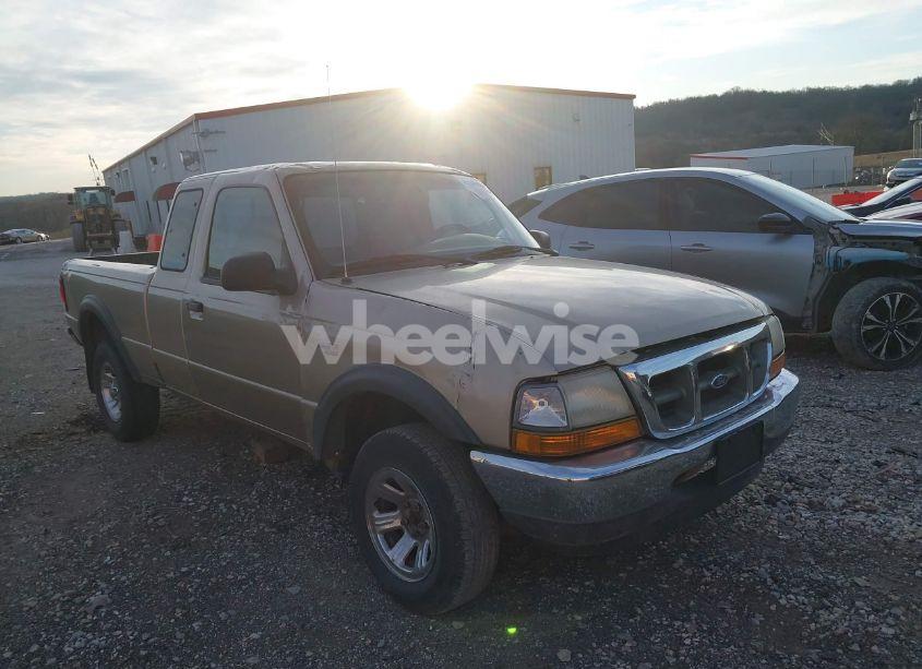 2000 Ford Ranger XL/XLT (VIN 1FTZR15V9YPA81932) main photo