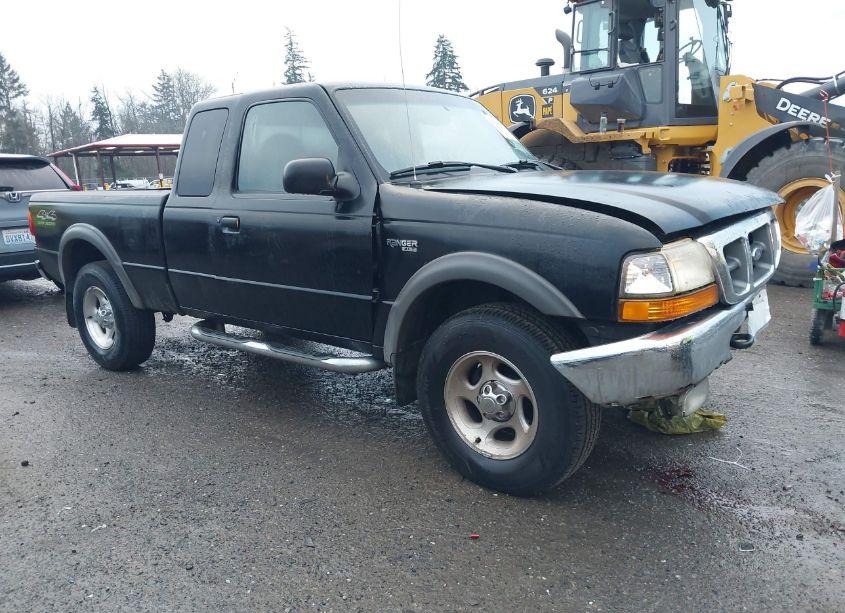 1999 Ford Ranger XLT (VIN 1FTZR15X0XPA92589) main photo