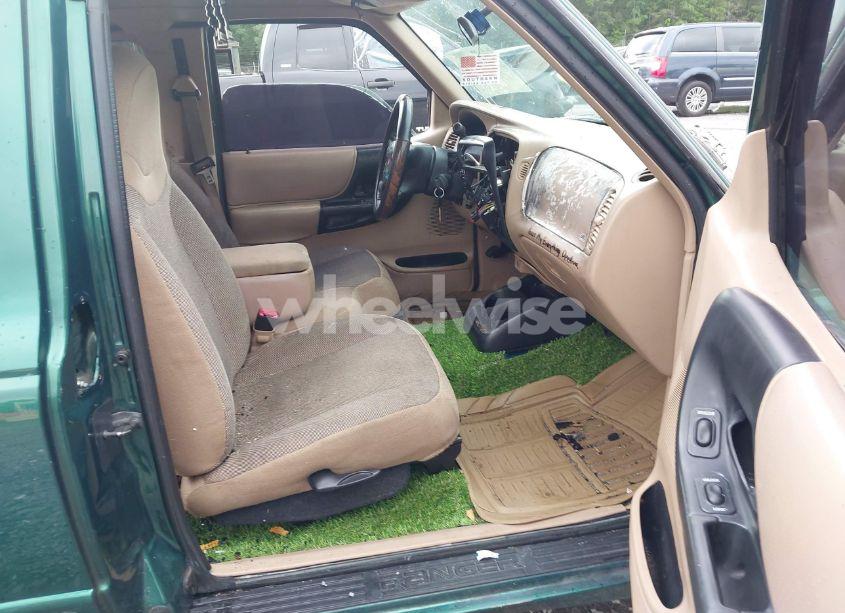 Photo 5 of 2000 Ford Ranger XLT (VIN 1FTZR15X1YTA00382)