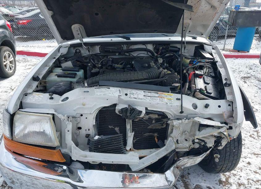 Photo 10 of 2000 Ford Ranger XLT (VIN 1FTZR15X6YPA32978)