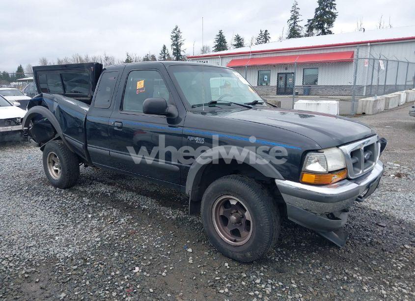 1998 Ford Ranger SPLASH/XL/XLT (VIN 1FTZR15X7WPB59199) main photo