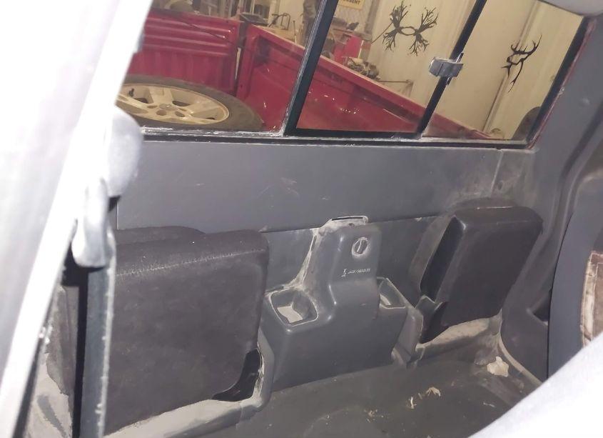 Photo 8 of 2004 Ford Ranger EDGE/TREMOR/XLT (VIN 1FTZR45E14PA31490)