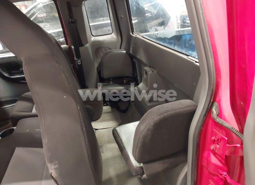Photo 8 of 2005 Ford Ranger EDGE/FX4 LEVEL II/FX4 OFF-ROAD/XLT (VIN 1FTZR45E15PA52471)
